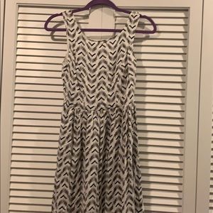 Knee Length White and Grey Design